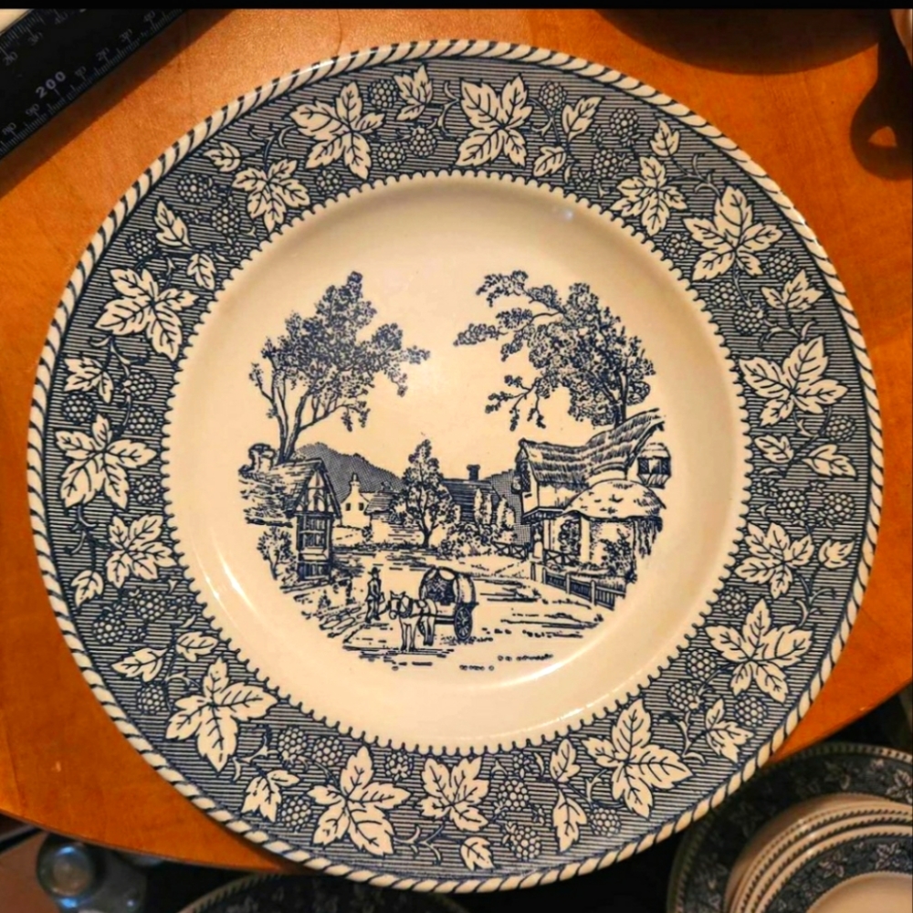 Homer Laughlin Shakespeare Country Blue Stratwood Collection Dinnerware Set